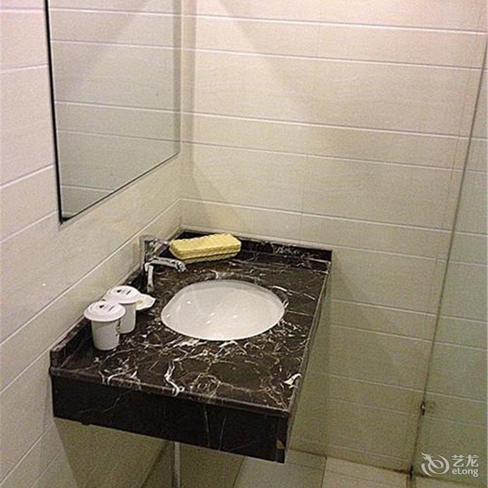 衢州市中医院附近宾馆