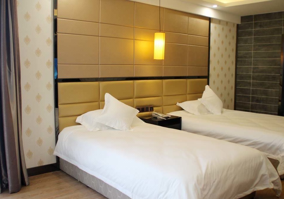 新街口七条附近宾馆