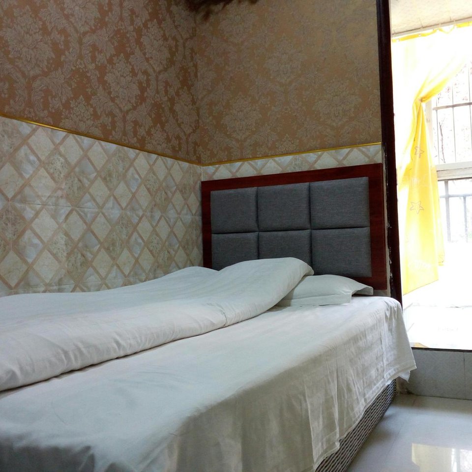 成都东站长途汽车客运站附近宾馆