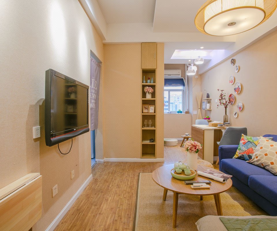 建设大道700号附近宾馆