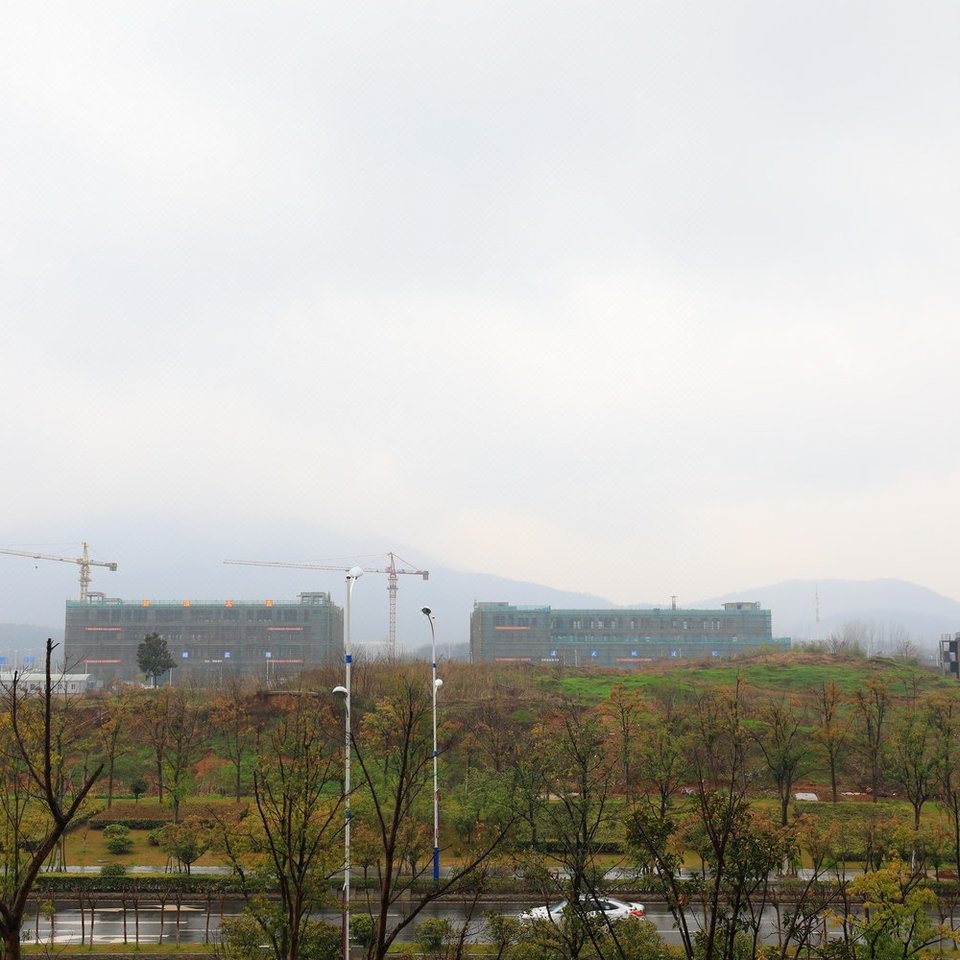 建设大道700号附近宾馆