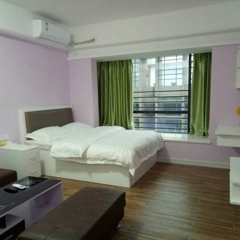 东江画廊附近宾馆