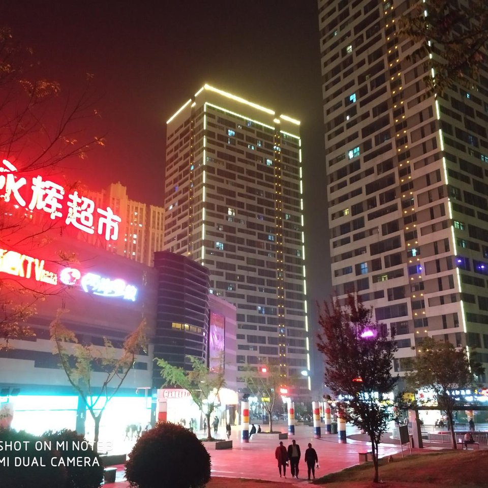 新乡汽车东站附近宾馆