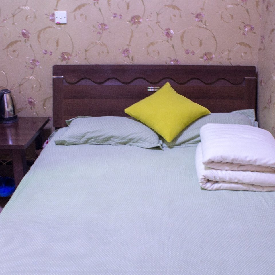 新乡汽车东站附近宾馆