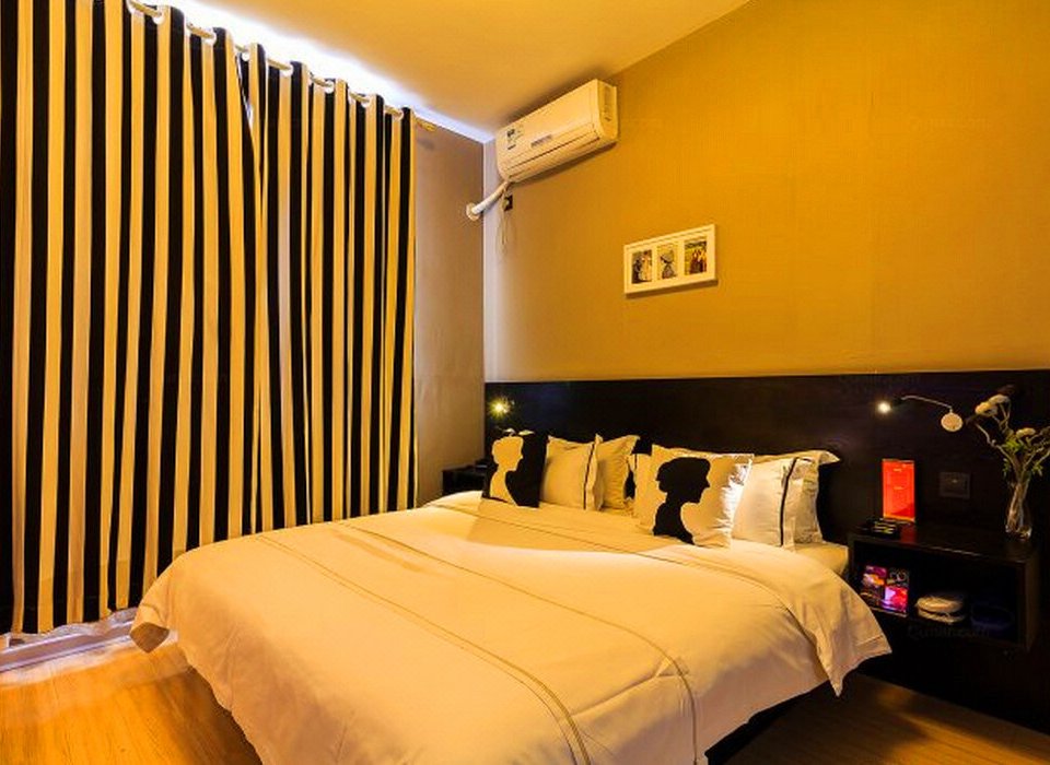 新乡汽车东站附近宾馆