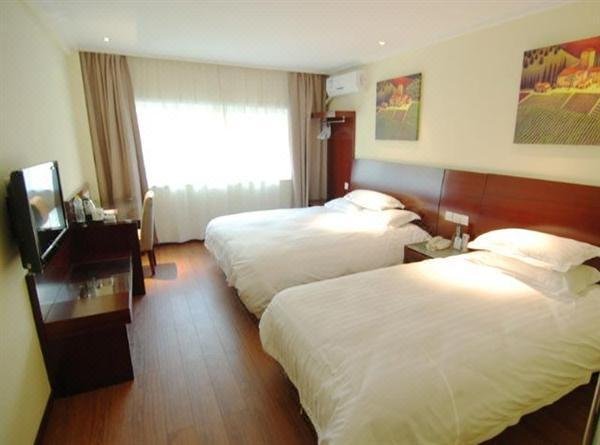 龙港大桥附近宾馆