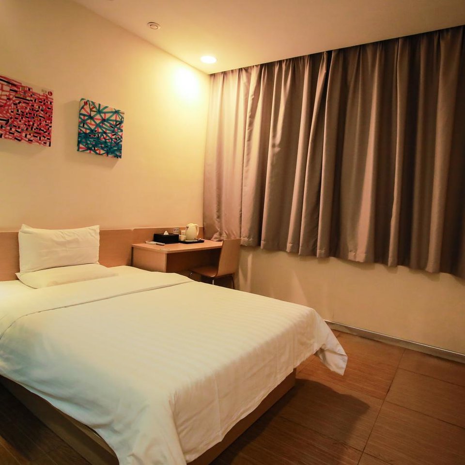 华中科技大学协和深圳医院-东门附近宾馆