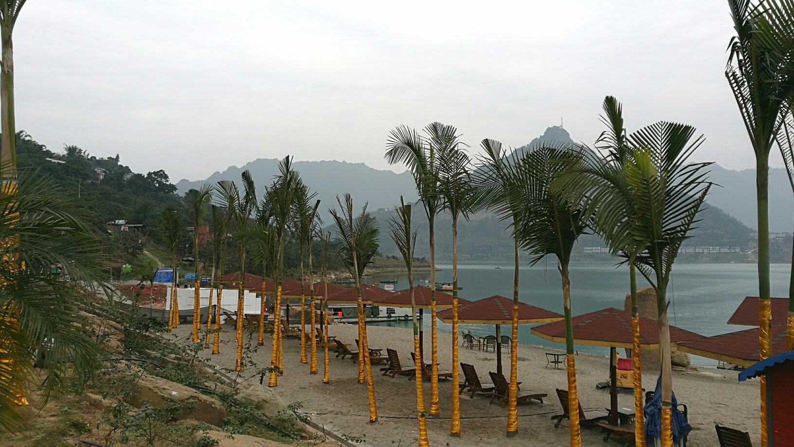 水富半月湾假日酒店