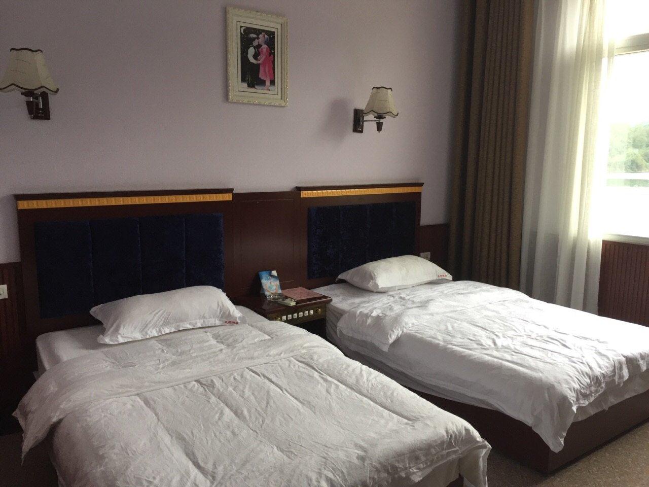 凉山雷波马湖天湖酒店