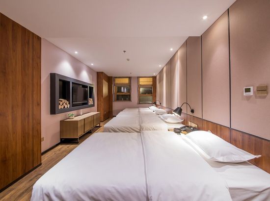 长春泓瑞·清水湾温泉假日酒店