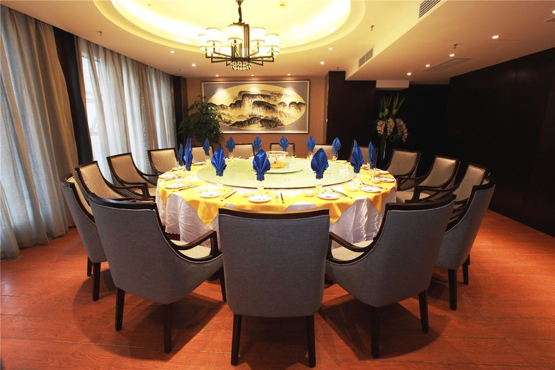 南江世纪朝阳大饭店