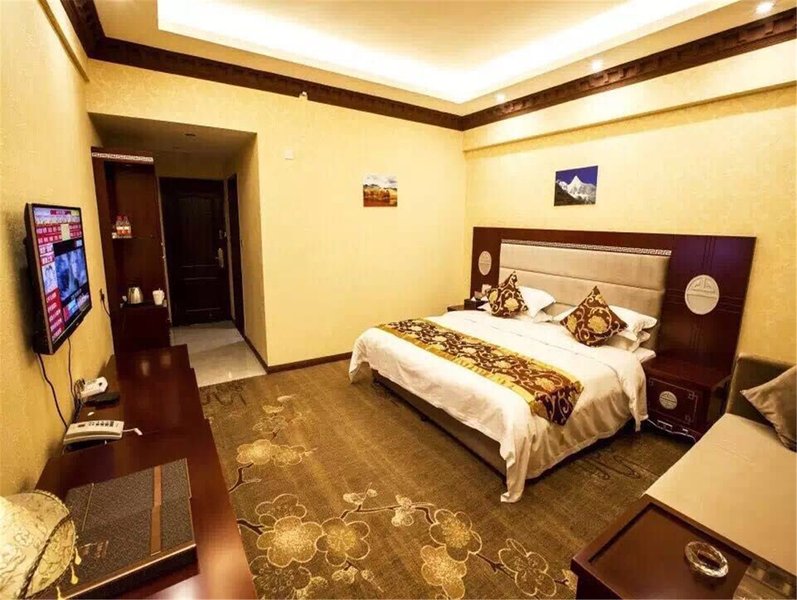 稻城阳光温泉酒店