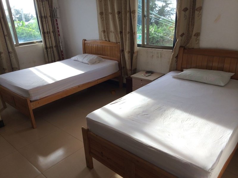 北海涠洲岛香海湾鱼庄