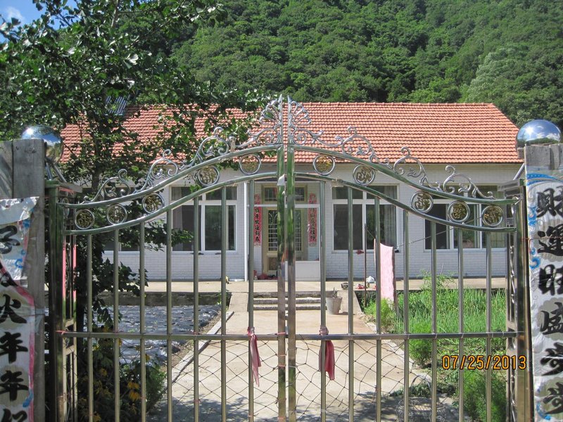 丹东青山沟聚贤农家院