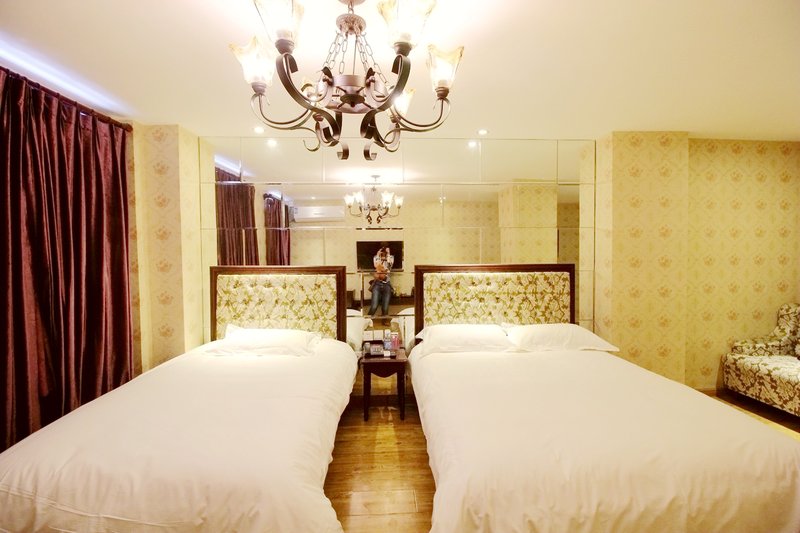 多维精品酒店(台东利群店)