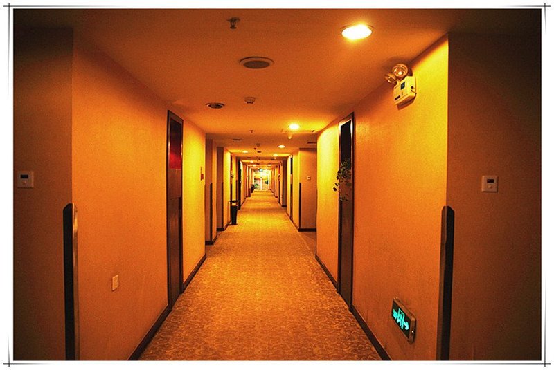 乌鲁木齐博斯腾大厦