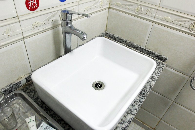 洪湖新堤宾馆预订_洪湖新堤宾馆价格、地址、