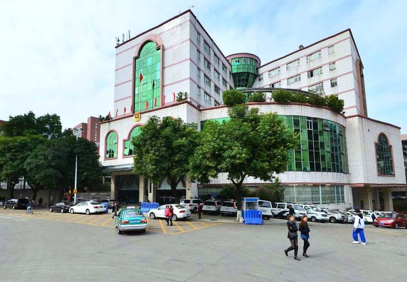 雍元大酒店(广州沙河服装市场店)