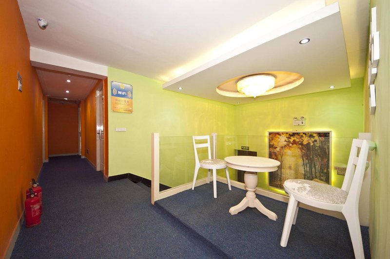 鸿祥宾馆(大学城店)