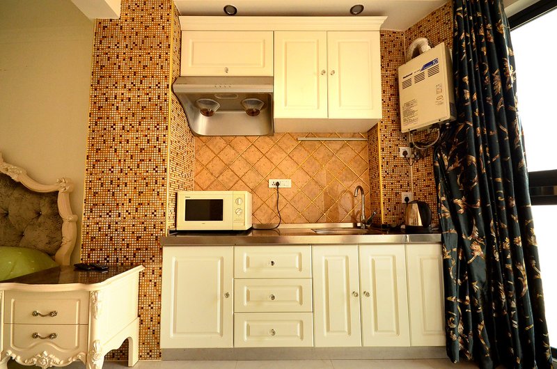 爱情公寓(江汉路地铁站店)