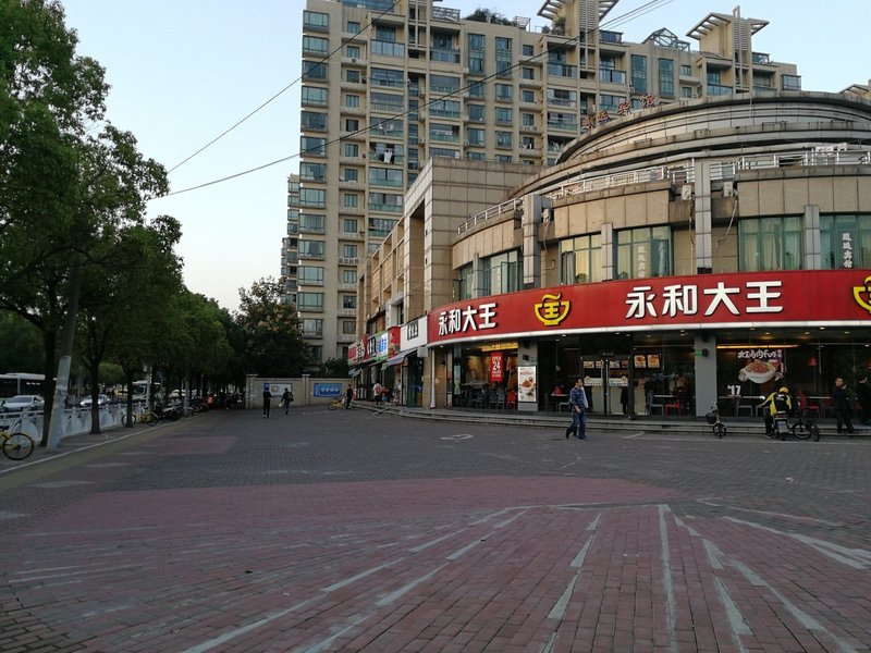 上海南方商城普通公寓