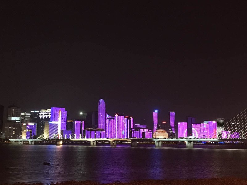 杭州江景房 靠近地铁 奥体隔壁公寓(星飞路分店