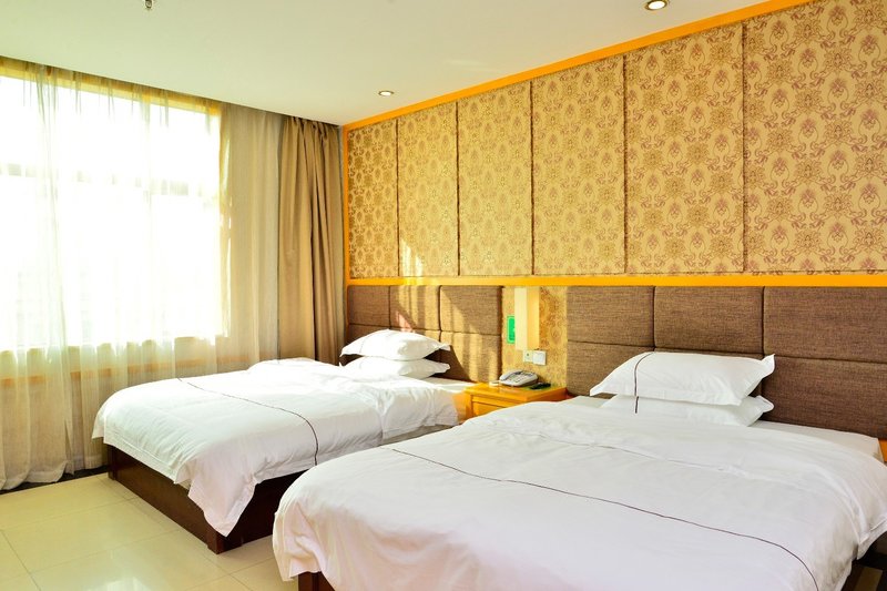 八方精品酒店(东莞长安汽车站店)