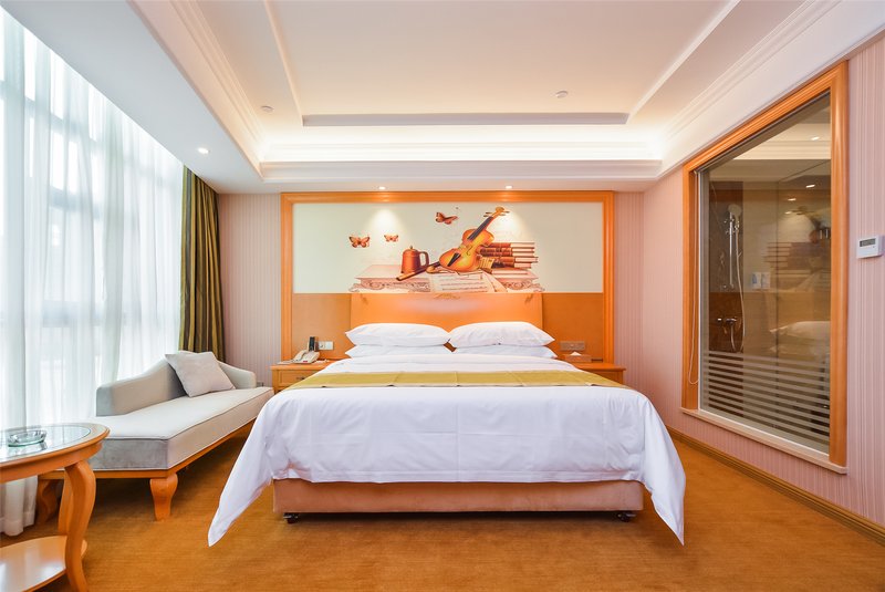 维也纳酒店(宝应时代广场店)