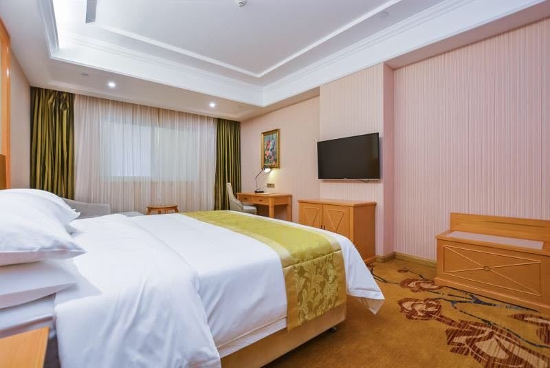 维也纳酒店(宝应时代广场店)