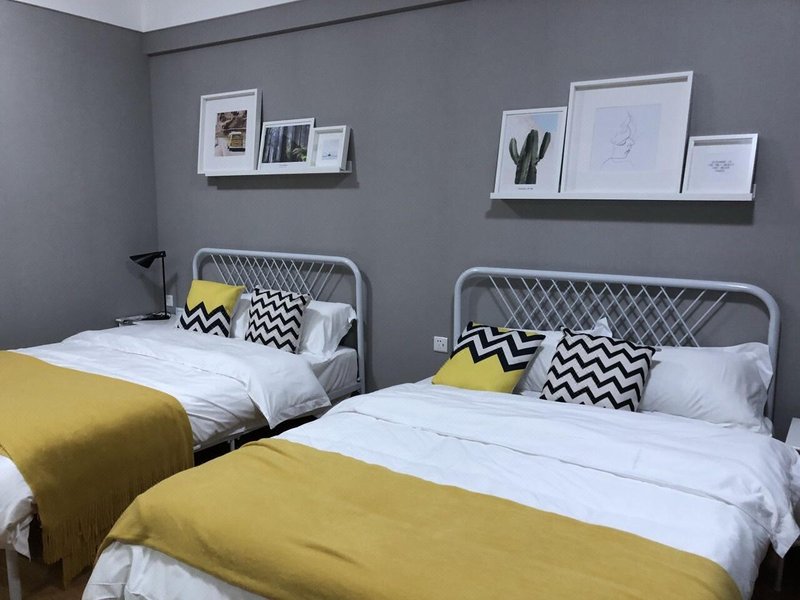 世悦轻奢度假公寓(青岛啤酒街银丰晶品店)