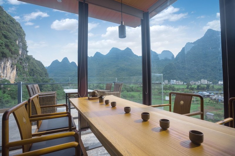 Cha Hotel Hotel public area