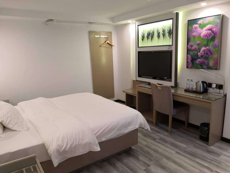 Kafeier Hotel Guest Room