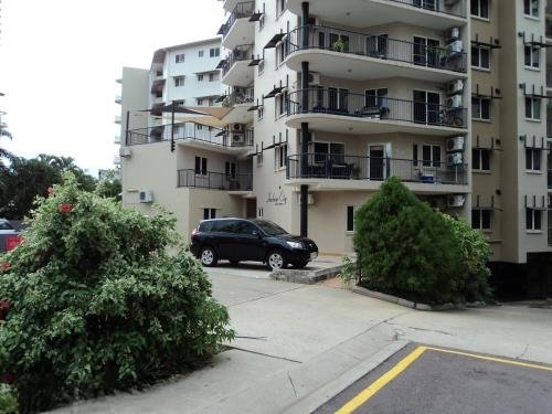 Cardona CrtGuest Room