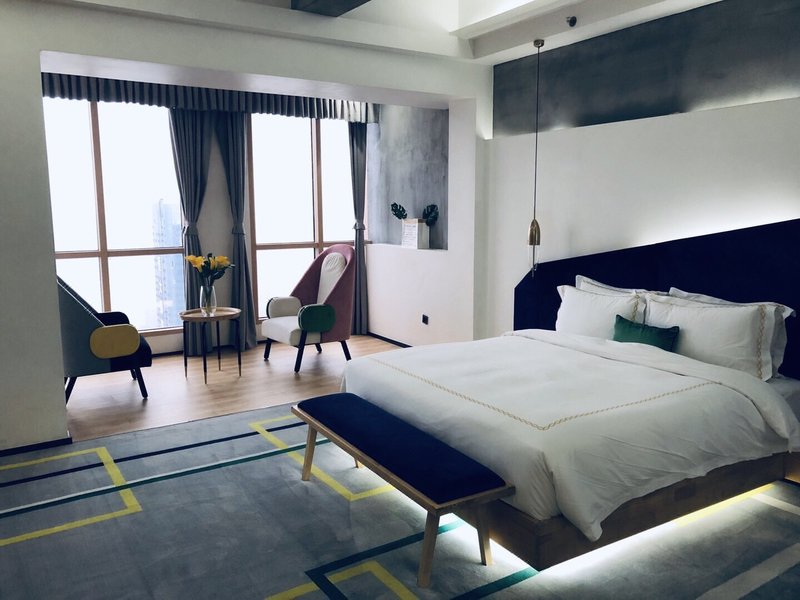 重庆来住·千寻空中酒店