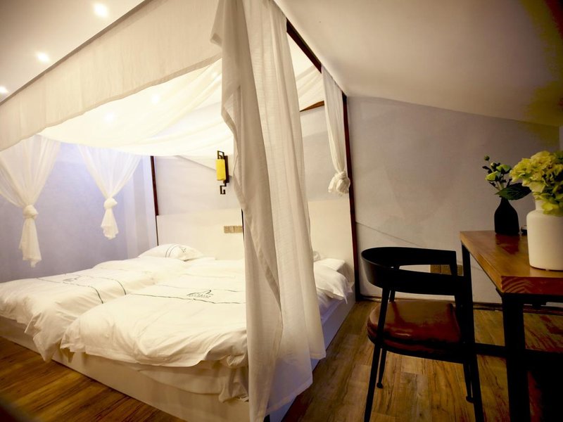 Qixi Yinxiang Xiaoqikong HotelGuest Room
