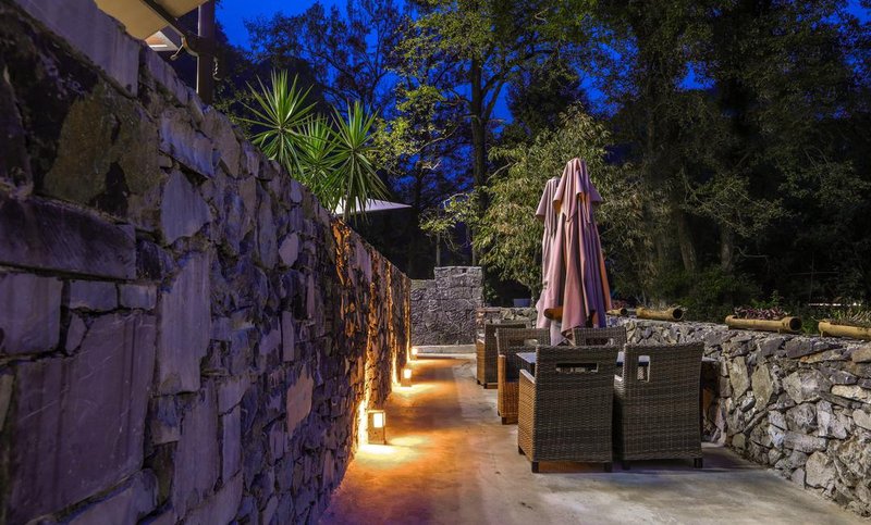 Cha Hotel Hotel public area