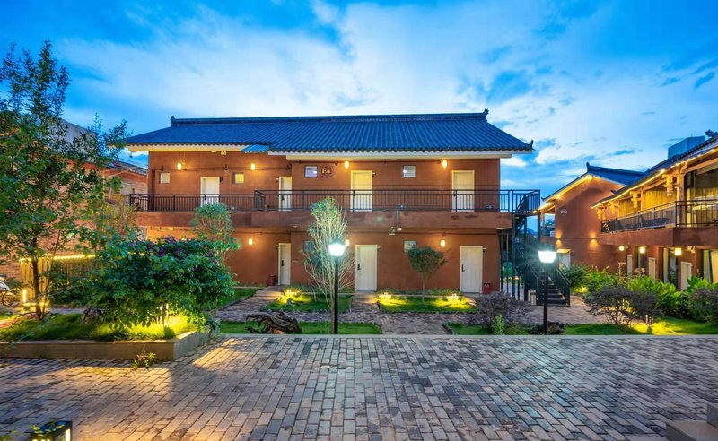 Mansu Hotel Over view