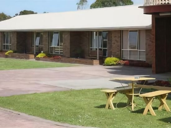 Apollo Bay Backpackers LodgeOver view