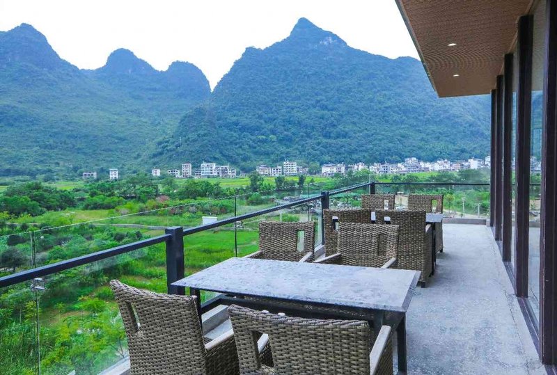 Cha Hotel Hotel public area