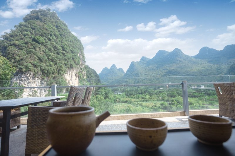 Cha Hotel Hotel public area