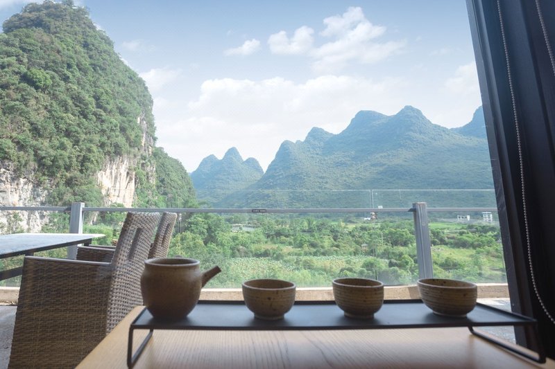 Cha Hotel Hotel public area