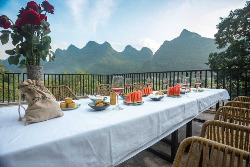 Cha Hotel Hotel public area