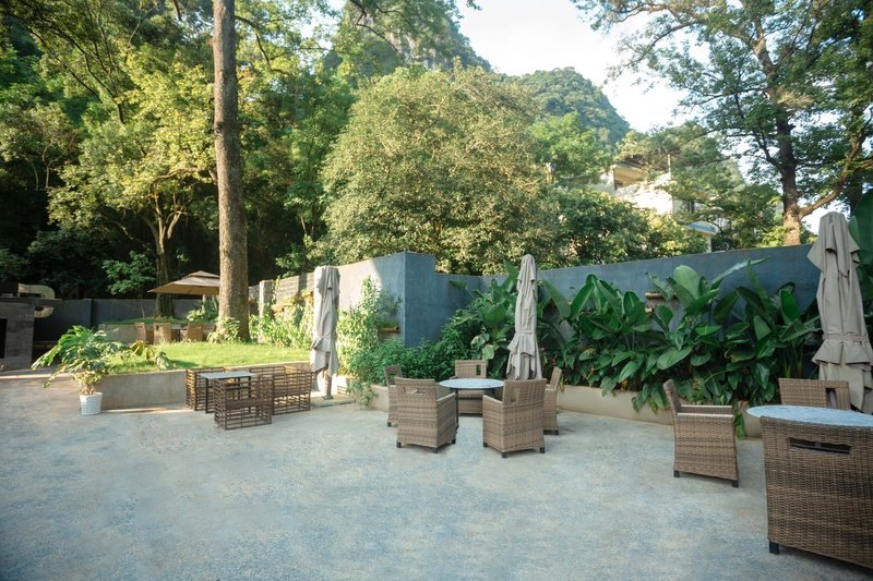 Cha Hotel Hotel public area