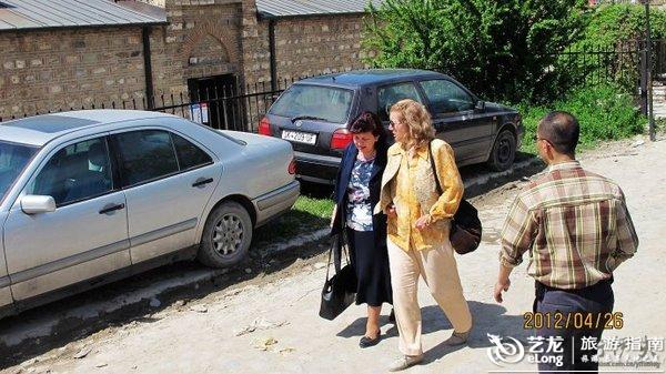 中国人均住宅_中国人均拥有汽车数(2)