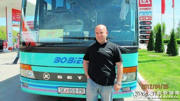 中国人均住宅_中国人均汽车拥有量