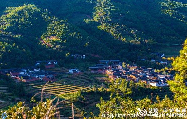 大理洱源鸟吊山,滑翔伞带你云端飞行 大理洱源鸟吊山,滑翔伞带你云端飞行