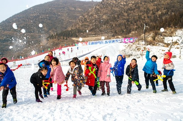 坡峰岭在哪个区或县 000bCgsY.jpg