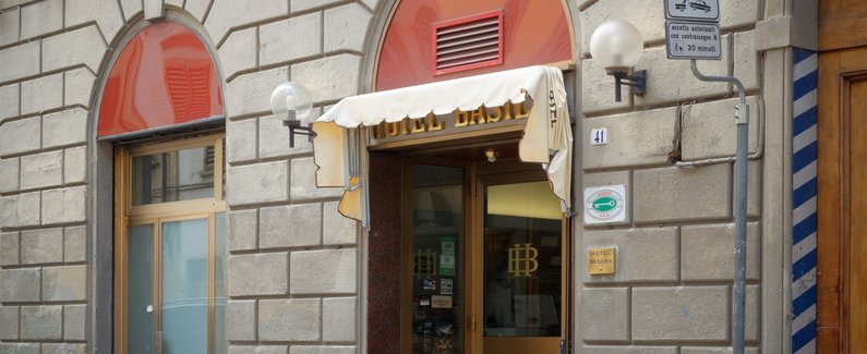 玻利维亚酒店(hotel basilea)