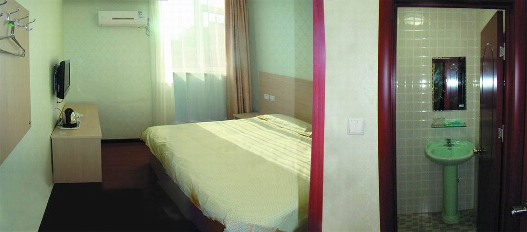 晨旭商務賓館(青島海洋大學店)