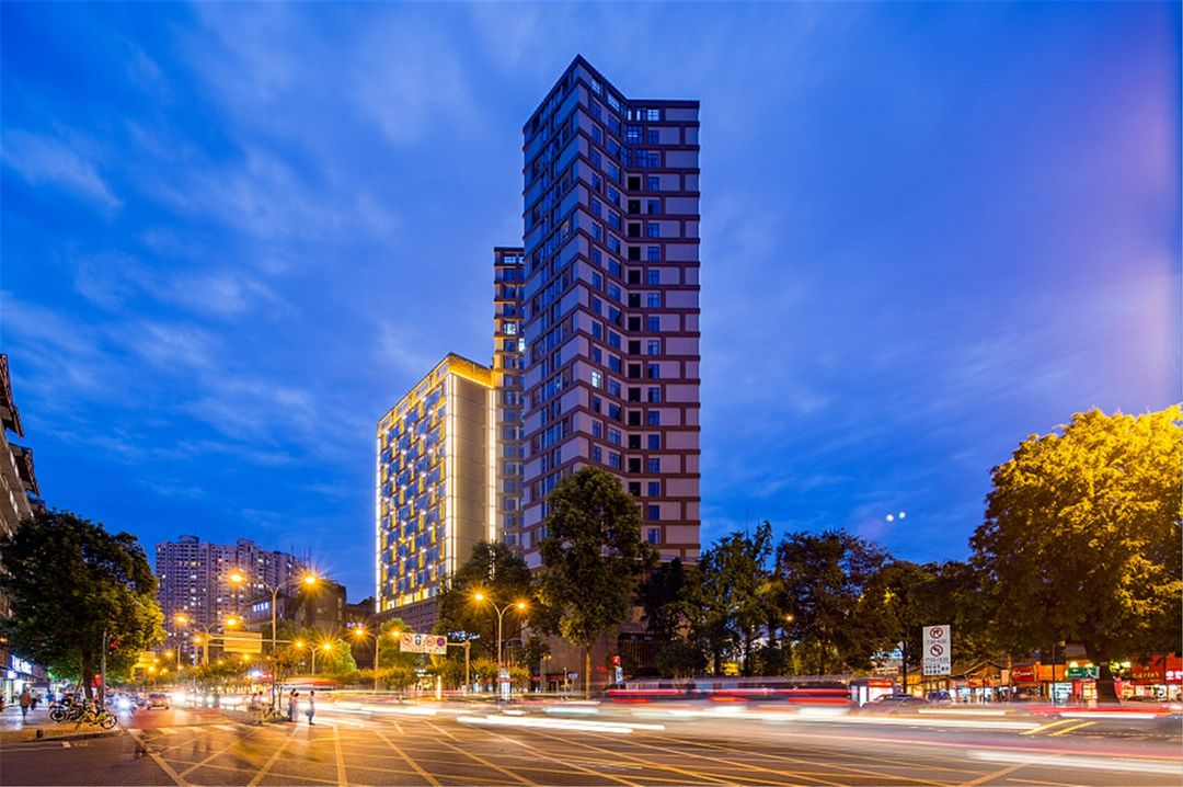 盛鉑仕丹酒店(錦裏武侯祠地鐵站店)